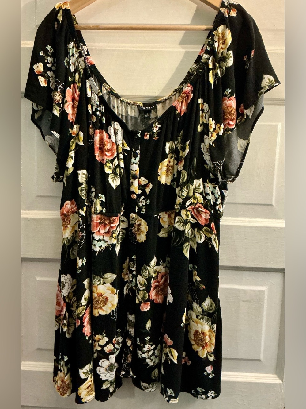 Torrid Floral Tunic Top Size 3 (3X 22/24) Black Boho Peasant Blouse